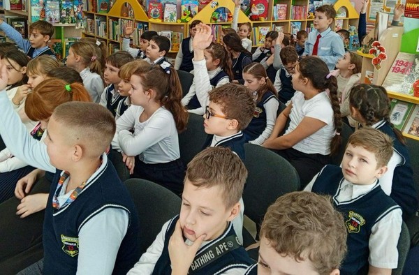 Час информации «Волшебный мир информации»