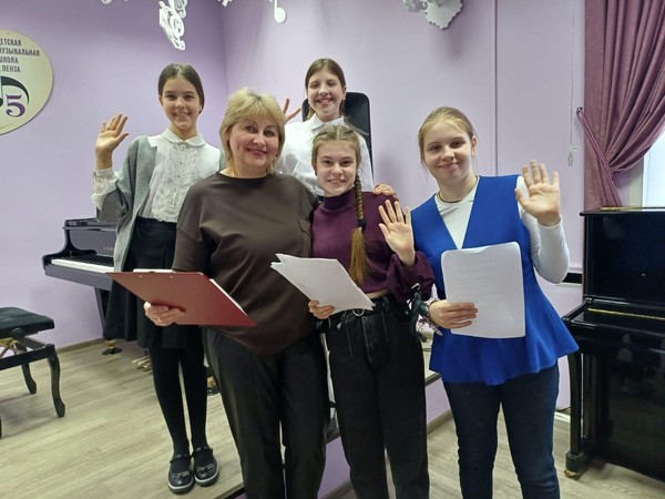 Музыкально-литературная гостиная «Великий Бах, ты – музыка Вселенной»