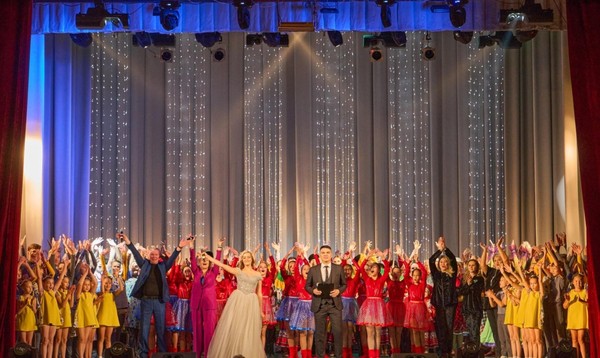 «Милым мамам»