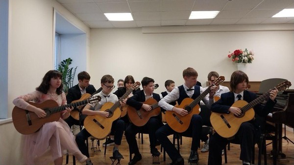 Концерт «Сеньорита гитара»