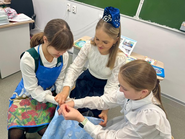 Познавательный час «Праздник гусиного пера»