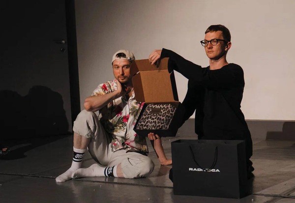 Шипы. Репетиция. Вход по билетам