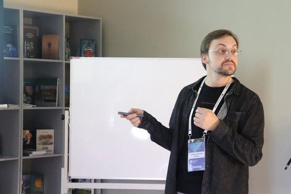 Литературный клуб «Книга, объяснившая жизнь»