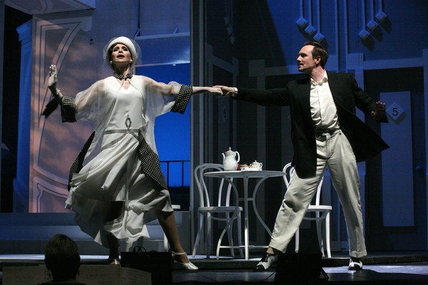 Спектакль «Человек и джентльмен»