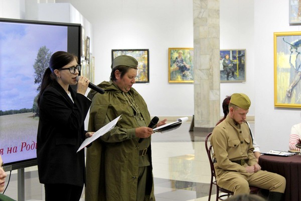 Литературный час «Солдатами не рождаются»