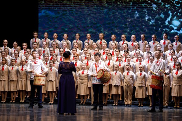 Концерт к 65-летию Национальной гимназии искусств