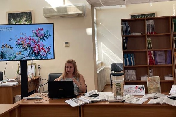 Час художника «Живопись гохуа»