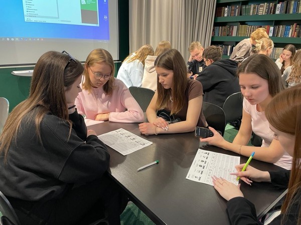 Беседа-размышление «Литературные лабиринты»