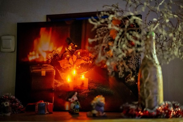 Лекция «Святочный рассказ: от средневековых мистерий до советских вариаций»