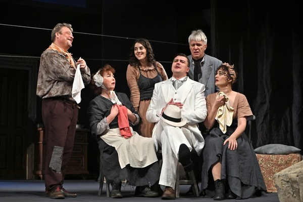 Спектакль «Аристократы поневоле»