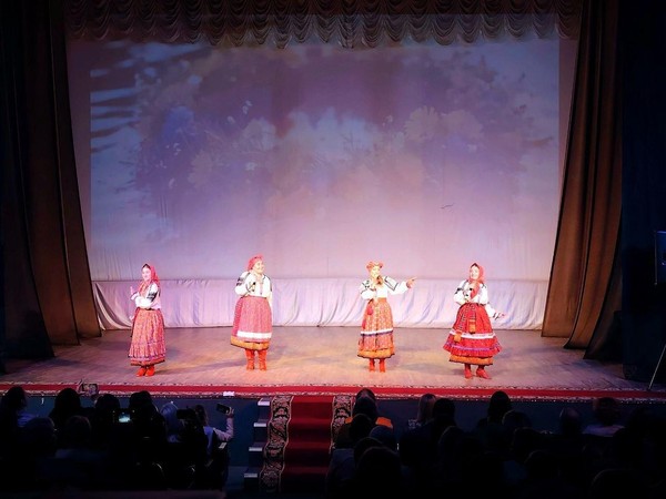 Концерт «Все на земле от материнских рук»