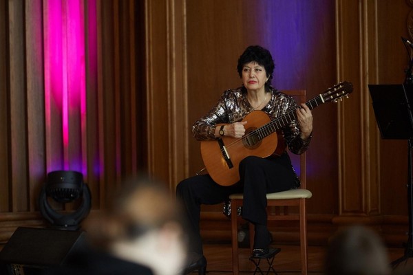 Концерт «Гитара, скрипка и орган»