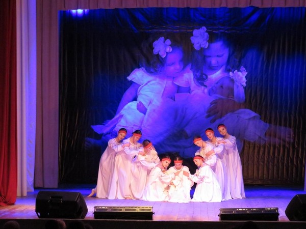 Концерт «Мир начинается с мамы!»