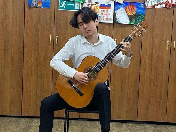 «Вечер гитары: от Баха до современности»