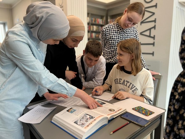 Квест «Образ мамы в искусстве»