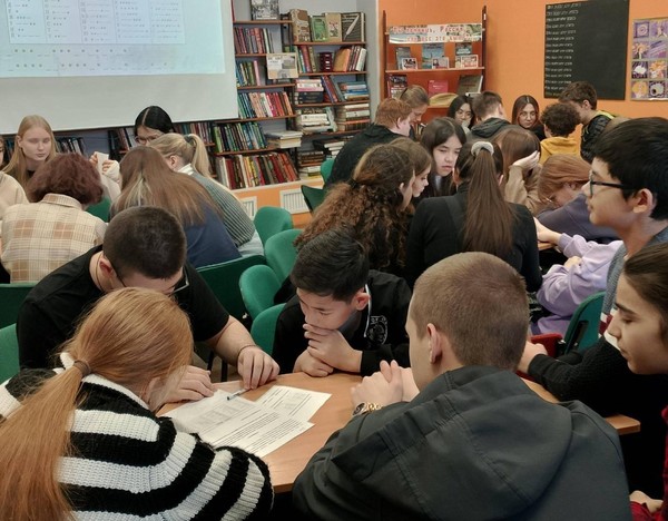 Игра «Битва умов: литературные сугробы»