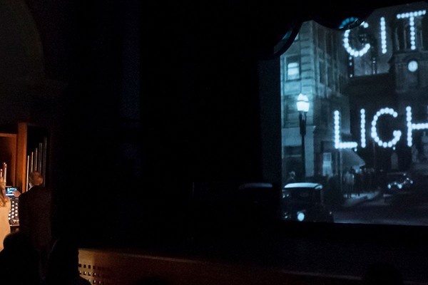 Органный фестиваль в музее Пушкина. Немое кино с органом. Чарли Чаплин. Огни Большого города