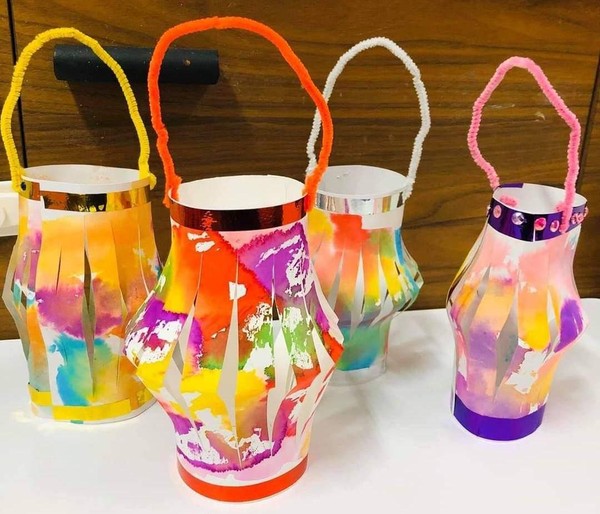 Мастер-класс «Фонарики из цветной бумаги»