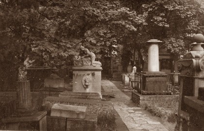 Краткая история петербургских кладбищ