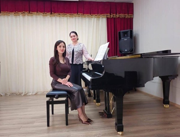 Открытый урок «Работа над пьесами дагестанских композиторов»