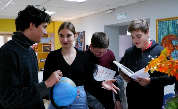 Культурно-просветительская программа «Честнейший рыцарь в поэтической борьбе»