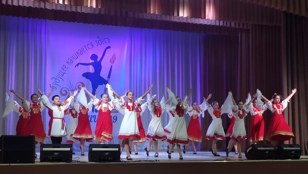 Мир озарен твоей любовью