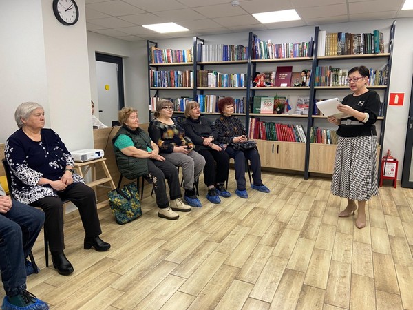 Литературная гостиная «Мазки души моей картины»