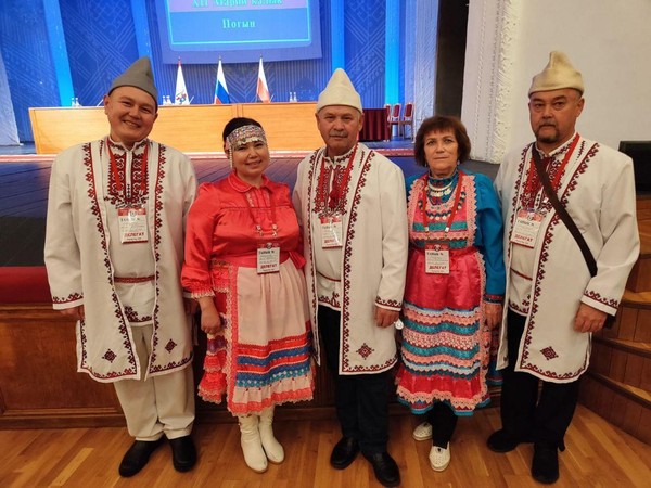 «С любовью к родной земле»