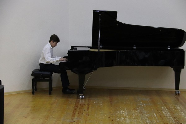 Гала-концерт Городского смотра-конкурса учащихся по классу фортепиано «Встреча у рояля»