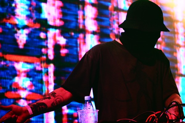 Wires: Cyberia Night