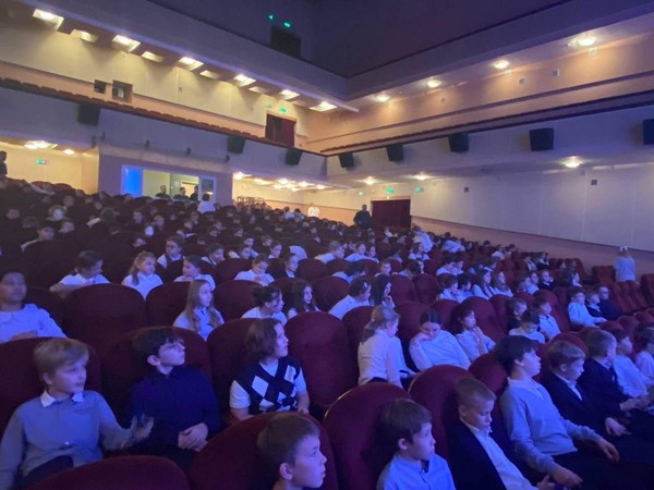 Просмотр фильма Григория Козинцева «Гамлет» по пьесе У. Шекспира