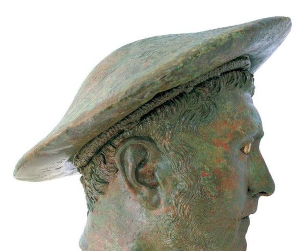 Тематическая беседа: «История берета: античность и раннее средневековье»