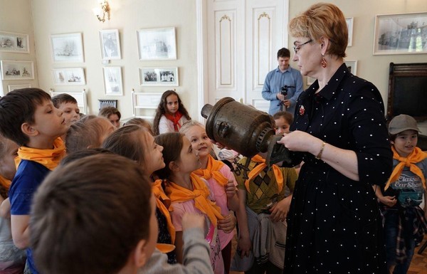 Музейный урок «У самовара не скучаем, разговор ведем за чаем»