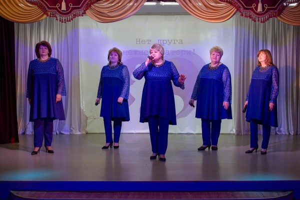 Праздничный концерт «Говорите мамам нежные слова»