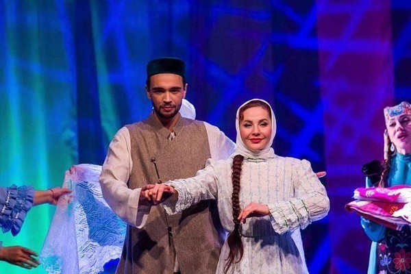 Спектакль «Полет души не сбило злато»