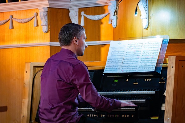 Концерт «Все, что тебе надо, – это Bach»