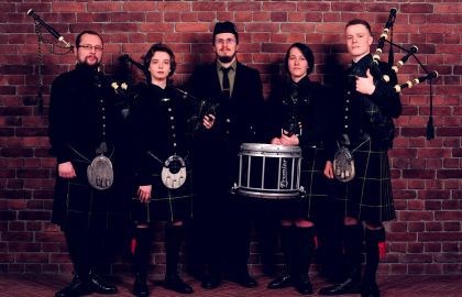 Волынки и барабаны Санкт-Петербурга