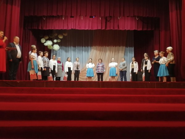 Праздничный концерт, посвященный Дню Матери «Мамины глаза»