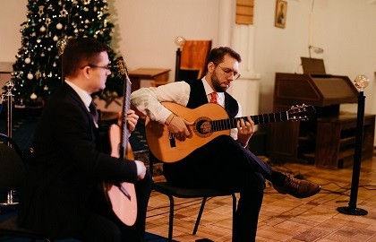 VI Международный фестиваль гитаристов «Время гитары». «Гала‑концерт: Романтический вечер с гитарой при свечах»