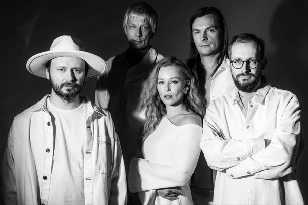 Юлия Пересильд и группа «Маnдрагора»