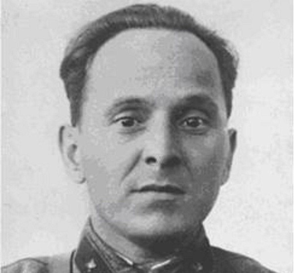 Тематическая беседа «Герой партизанской войны. Сергей Солнцев»