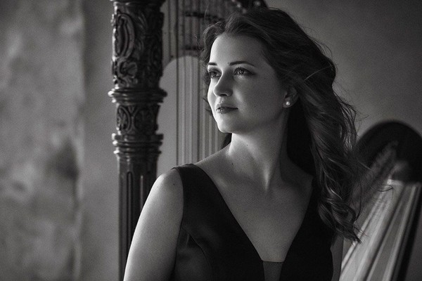 Надежда Сергеева, камерный ансамбль Cordes. 80 струн. Музыка для арфы и струнного оркестра