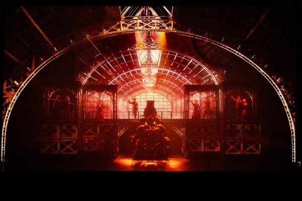 Спектакль «Анна Каренина»