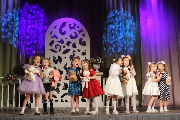 Концертная программа «Свет материнской души»