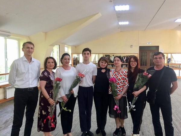 «Искусство присутствовать: Открытый урок по сценическому вниманию»