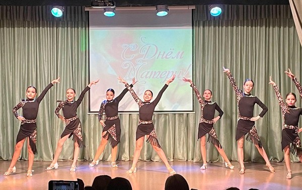 Концерт «Все прекрасное для наших мам»