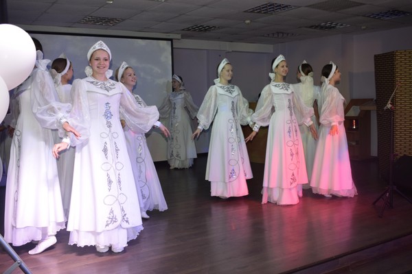 Праздничная программа «Свет материнской любви»