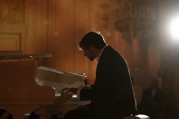 Глеб Андрианов