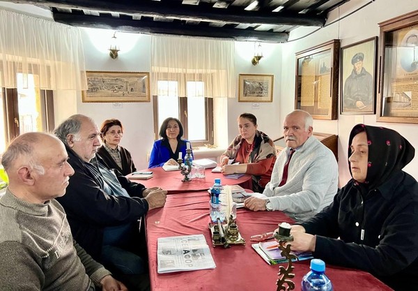 «Любви таинственные звуки»