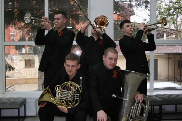 Духовые и ударные инструменты